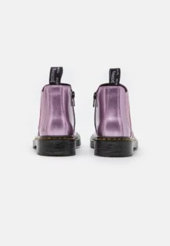 Dr. Martens 2976- Korte Laarzen - Pink Lavender Spark -Bootsmith Hub Verkoopwinkel d1a719d5c6144f4ab15b64b100d1c32d