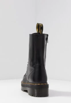 Dr. Martens Jadon Hi - Enkellaarsjes Met Plateauzool - Black 14 Dr. Martens Jadon Hi - Enkellaarsjes Met Plateauzool - Black -Bootsmith Hub Verkoopwinkel da52b014185e444cbd23e5fc6b21c466