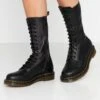 Dr. Martens Virginia - Veterlaarzen - Black
