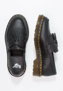 Dr. Martens Adrian Virginia - Instappers - Black -Bootsmith Hub Verkoopwinkel e3a3586c43224af98f64559fdad17fdb
