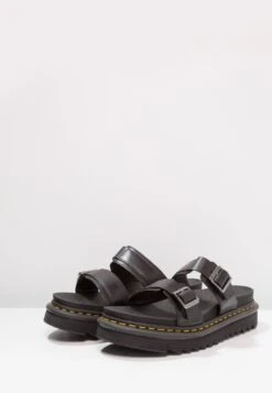 Dr. Martens Myles Slide - Muiltjes - Black -Bootsmith Hub Verkoopwinkel e59ca4373ad24360a1fec1a259724df9