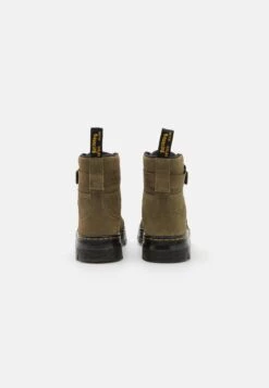 Dr. Martens Combs Tech Unisex - Enkellaarsjes Met Plateauzool - Olive -Bootsmith Hub Verkoopwinkel e85d7aeda83544339e55f84c66b5b82d