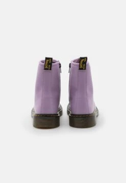 Dr. Martens 1460 Y - Veterboots - Lilac -Bootsmith Hub Verkoopwinkel f9dd599e8fc440aa801ce19088b13af1