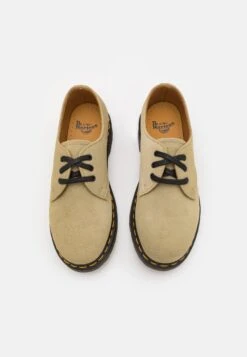 Dr. Martens Sportieve Veterschoenen - Pale Olive -Bootsmith Hub Verkoopwinkel fdbece7d95304dd3a886f120b3a40abb